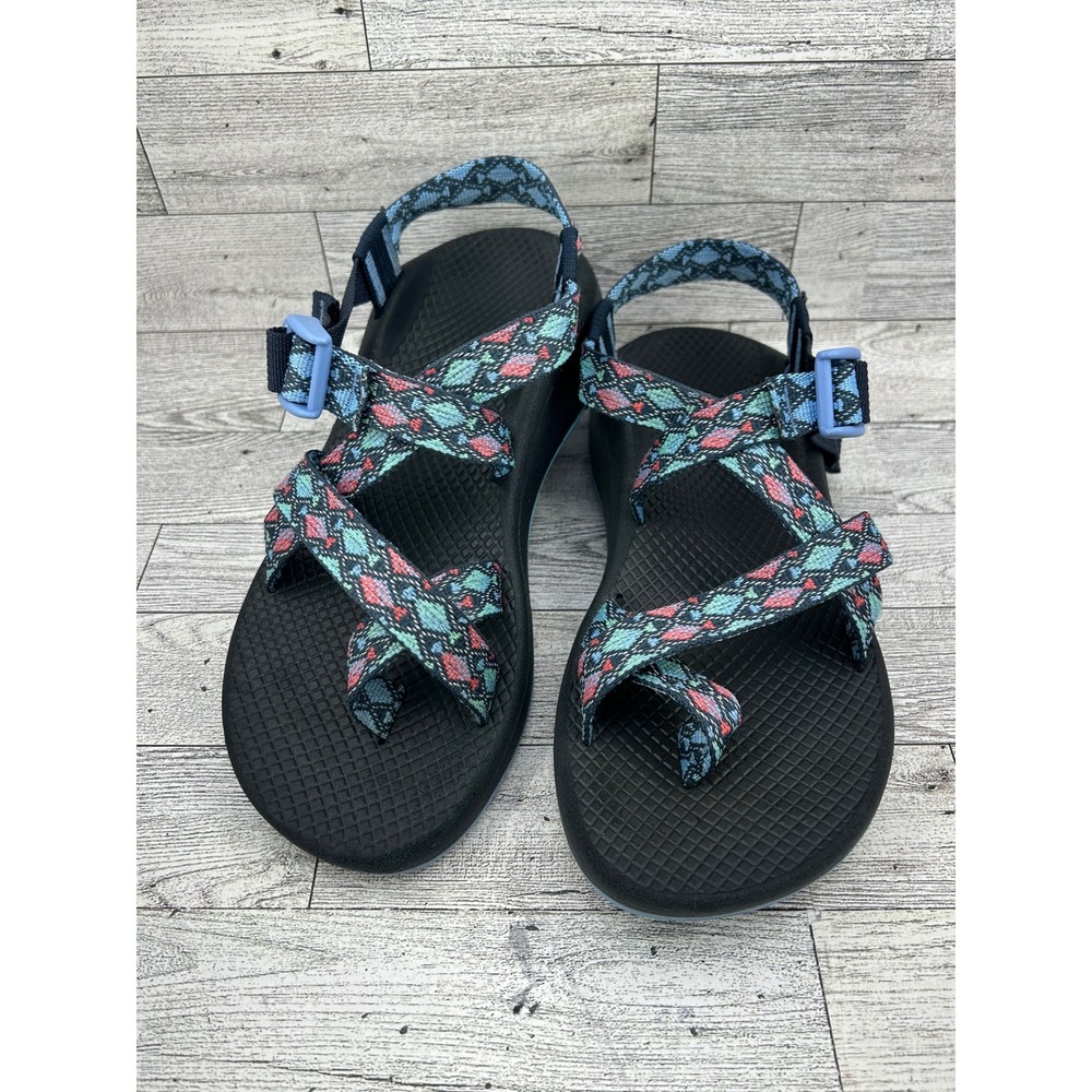 Chaco Cloud Women's Sandals Strappy Toe Loop Blue Coral Teal Geometric‎ Size 8